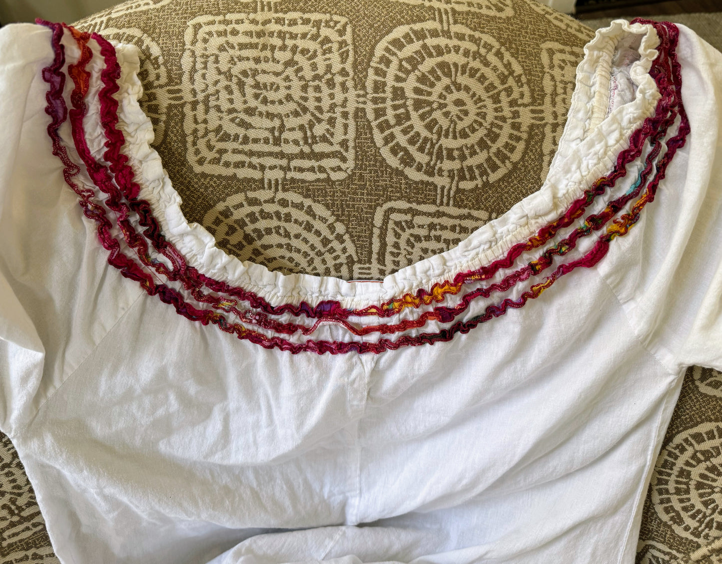 Embroidered bright white dress - Preowned
Size L
Vani brand Spanish resort wear