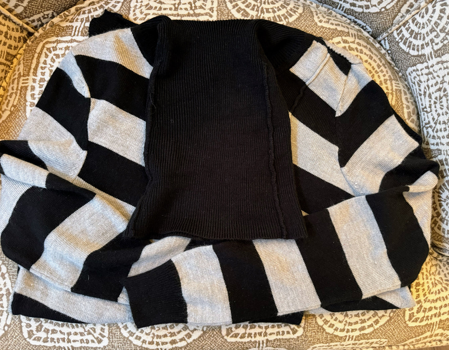 New York & Company turtle neck sweater - Preowned