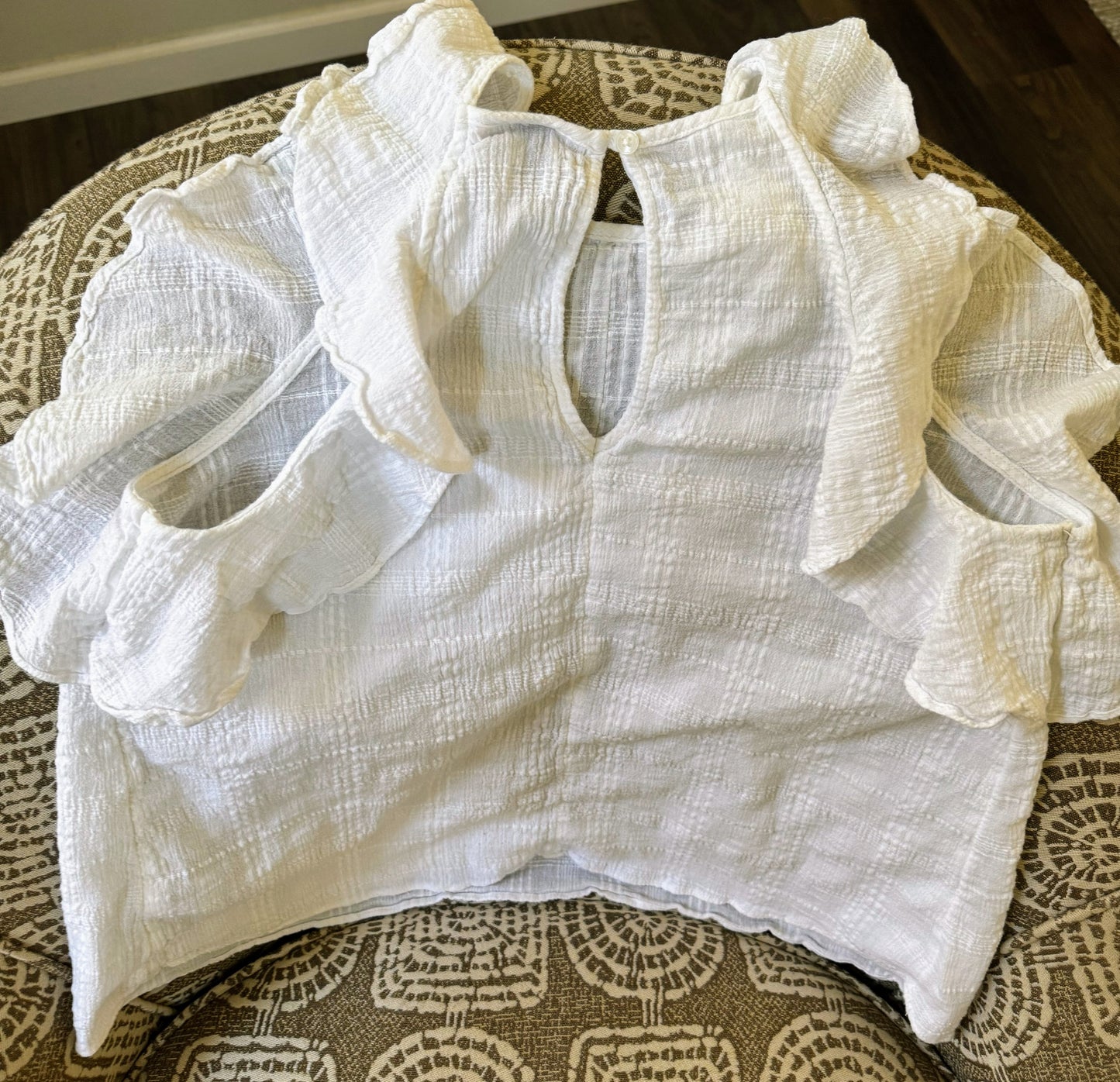 Flowy Ruffle Crop Tank Top - Preowned