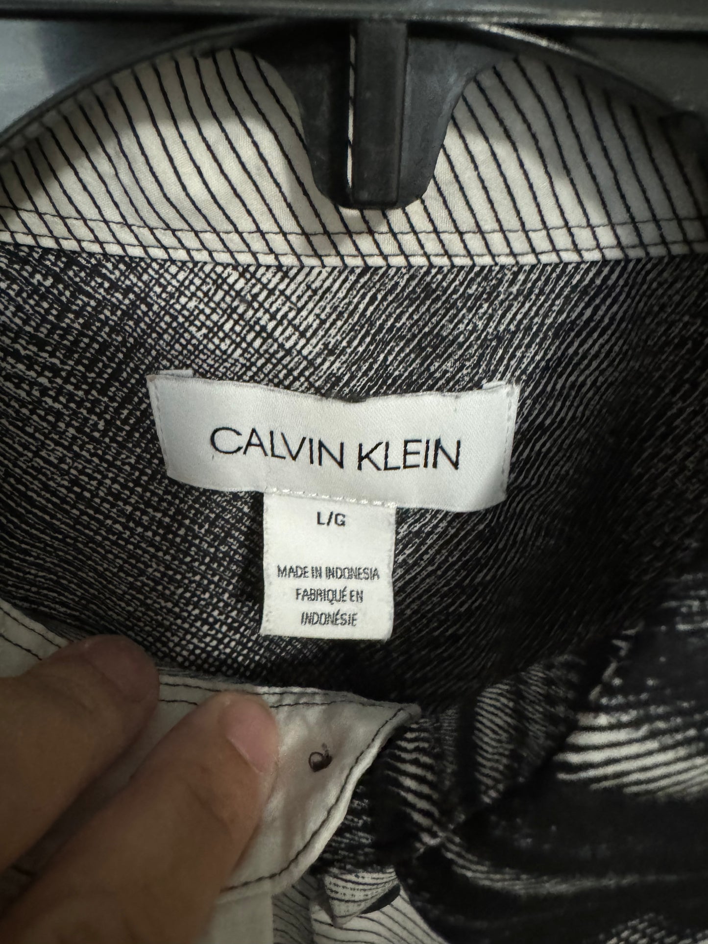 Calvin Klein Black and White button up Shirt - Preowned