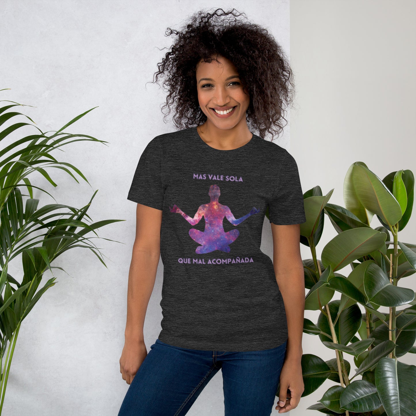 Mas vale sola Unisex t-shirt