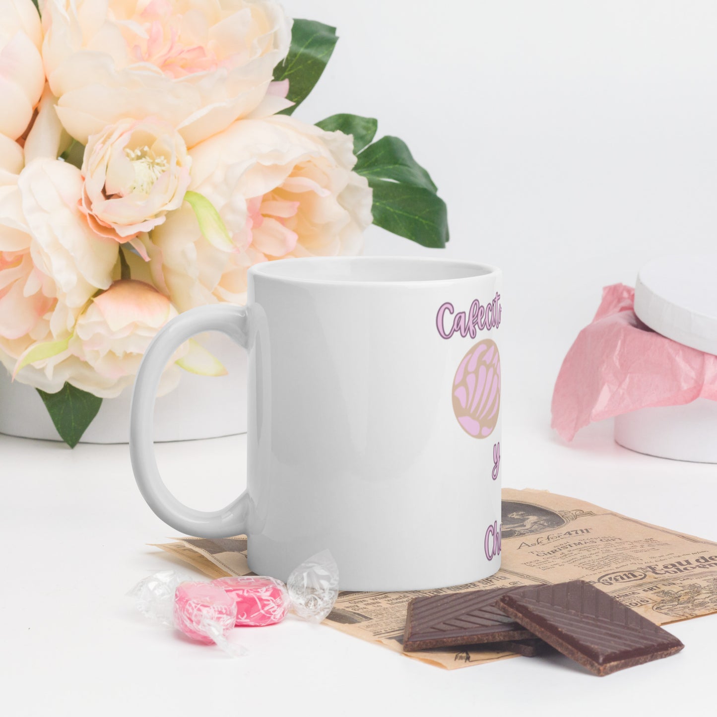 Cafecito, Pan Dulce, Y Chisme White glossy mug