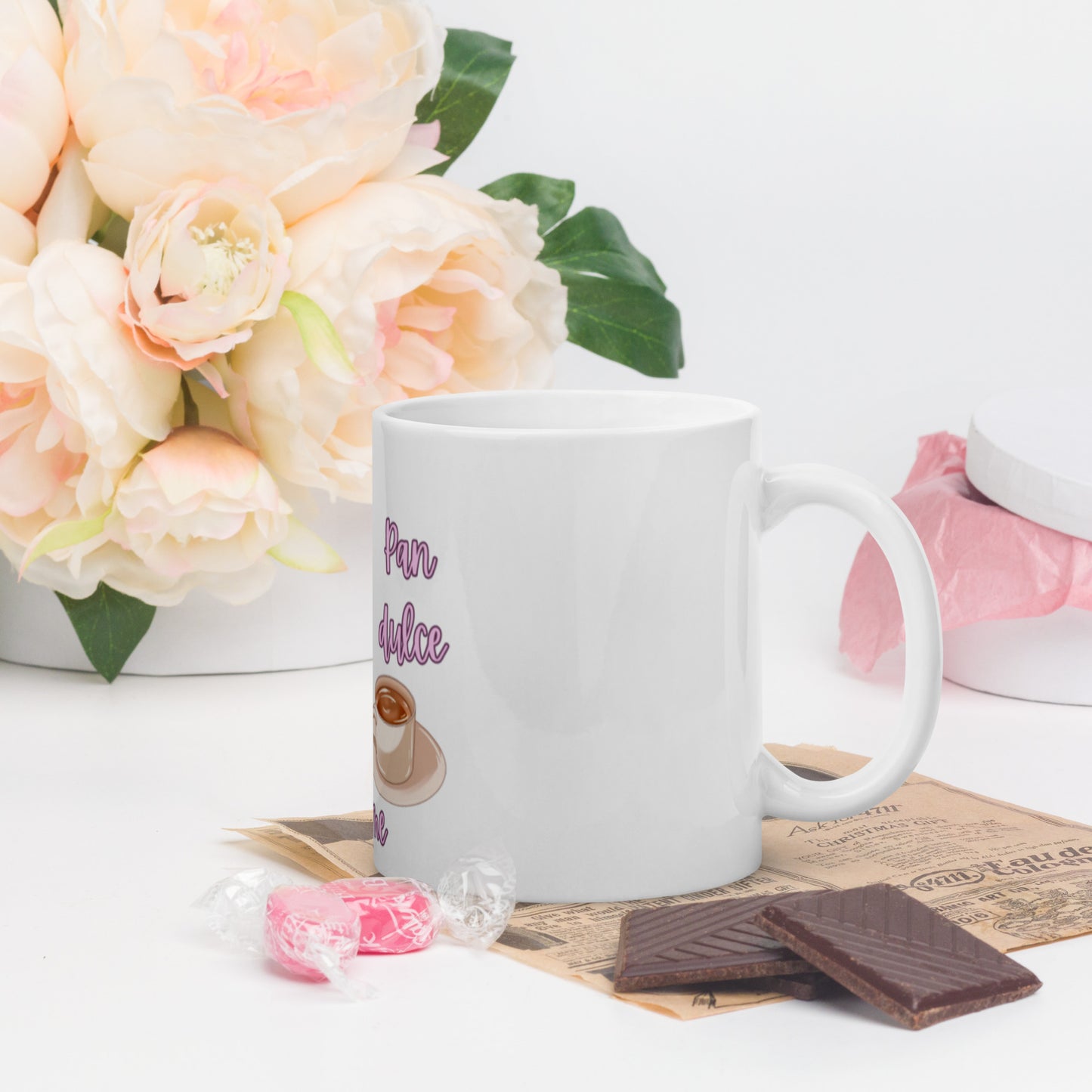 Cafecito, Pan Dulce, Y Chisme White glossy mug