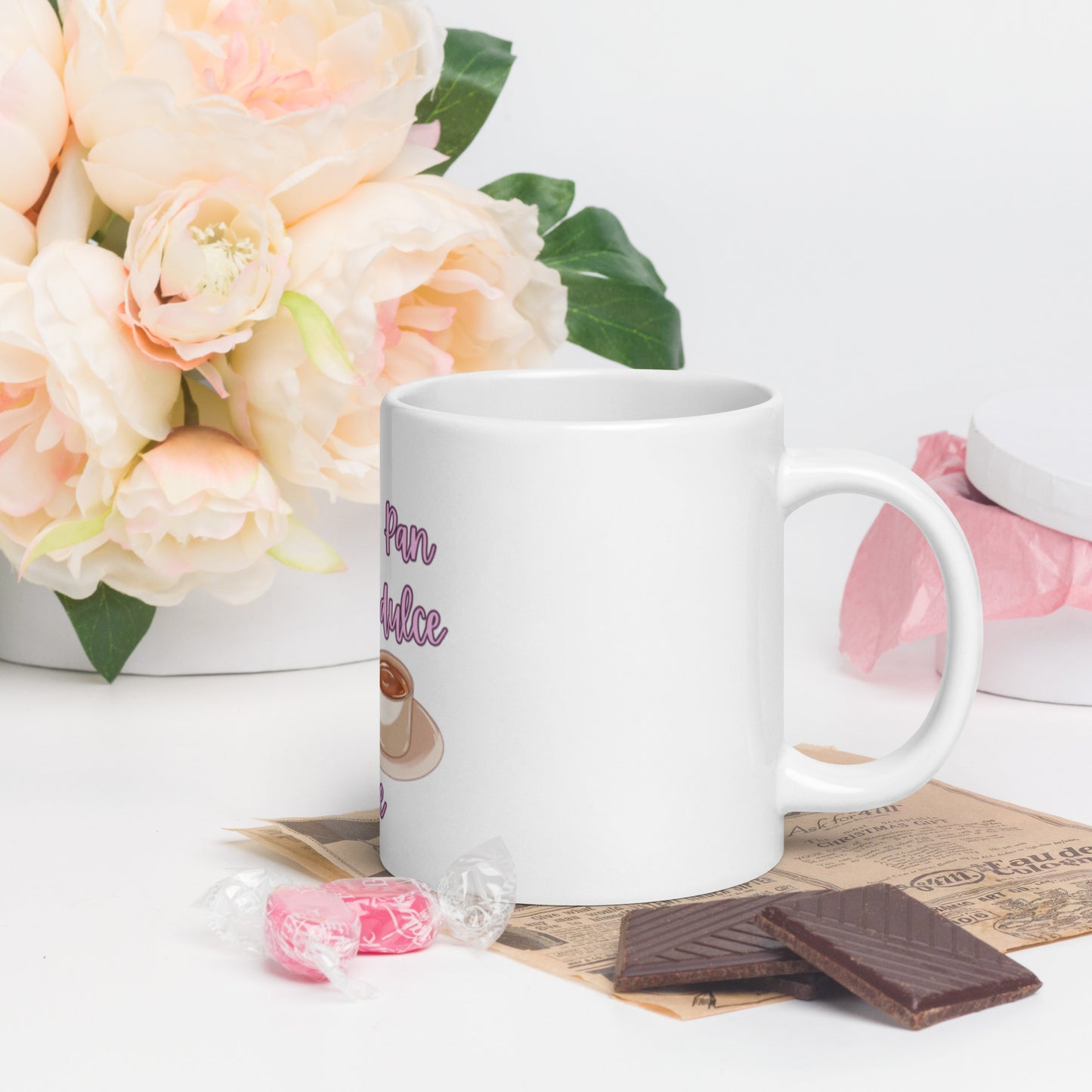 Cafecito, Pan Dulce, Y Chisme White glossy mug